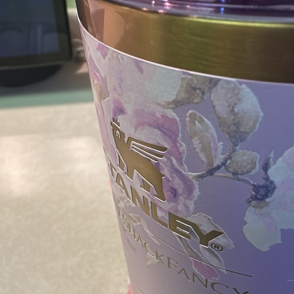 Stanley x LoveShackFancy ๐๐ธ - Picture 7 of 7